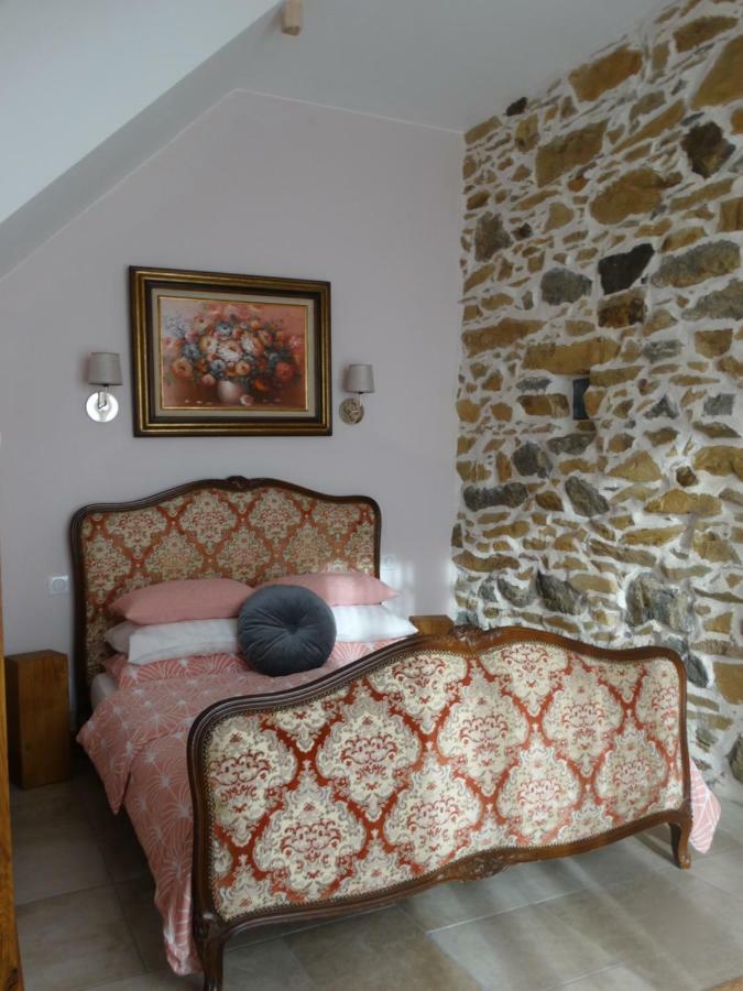 Gite Colombe Des Bois Estadens Екстериор снимка